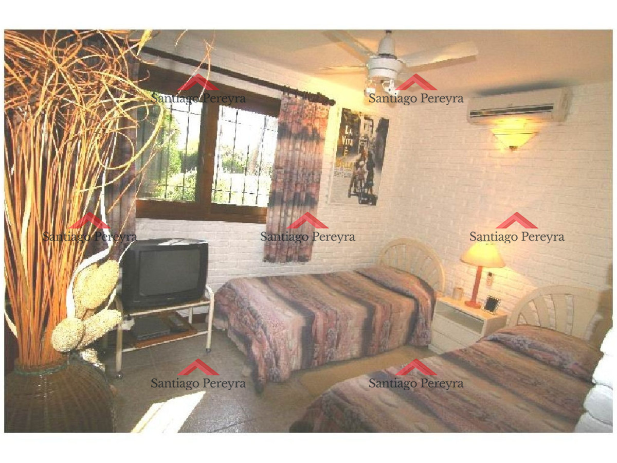 Casa ID.10801 - Casa en Mansa, 4 dormitorios *