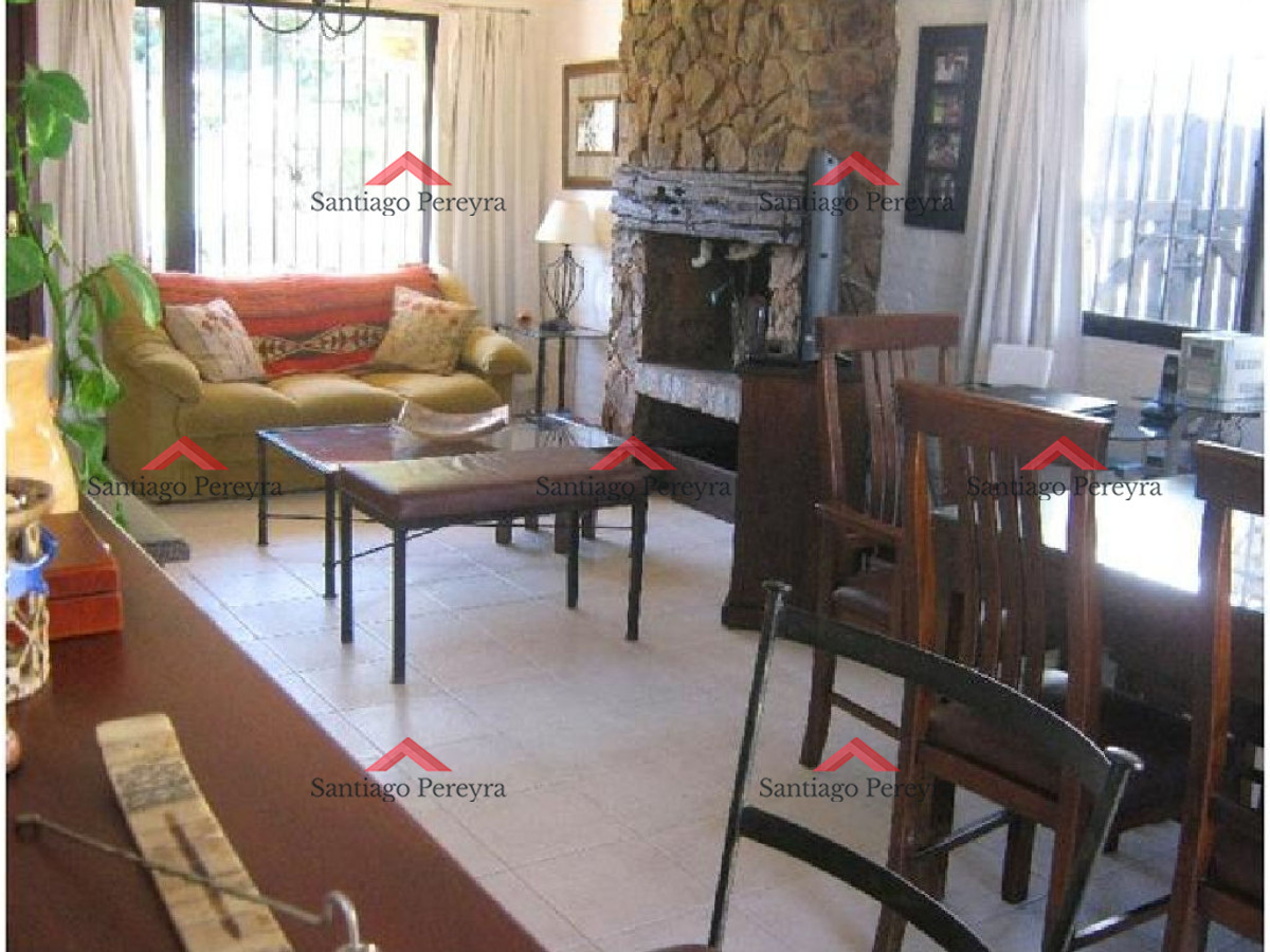 Casa ID.10847 - Casa en Montoya, 3 dormitorios, parrillero y jardin