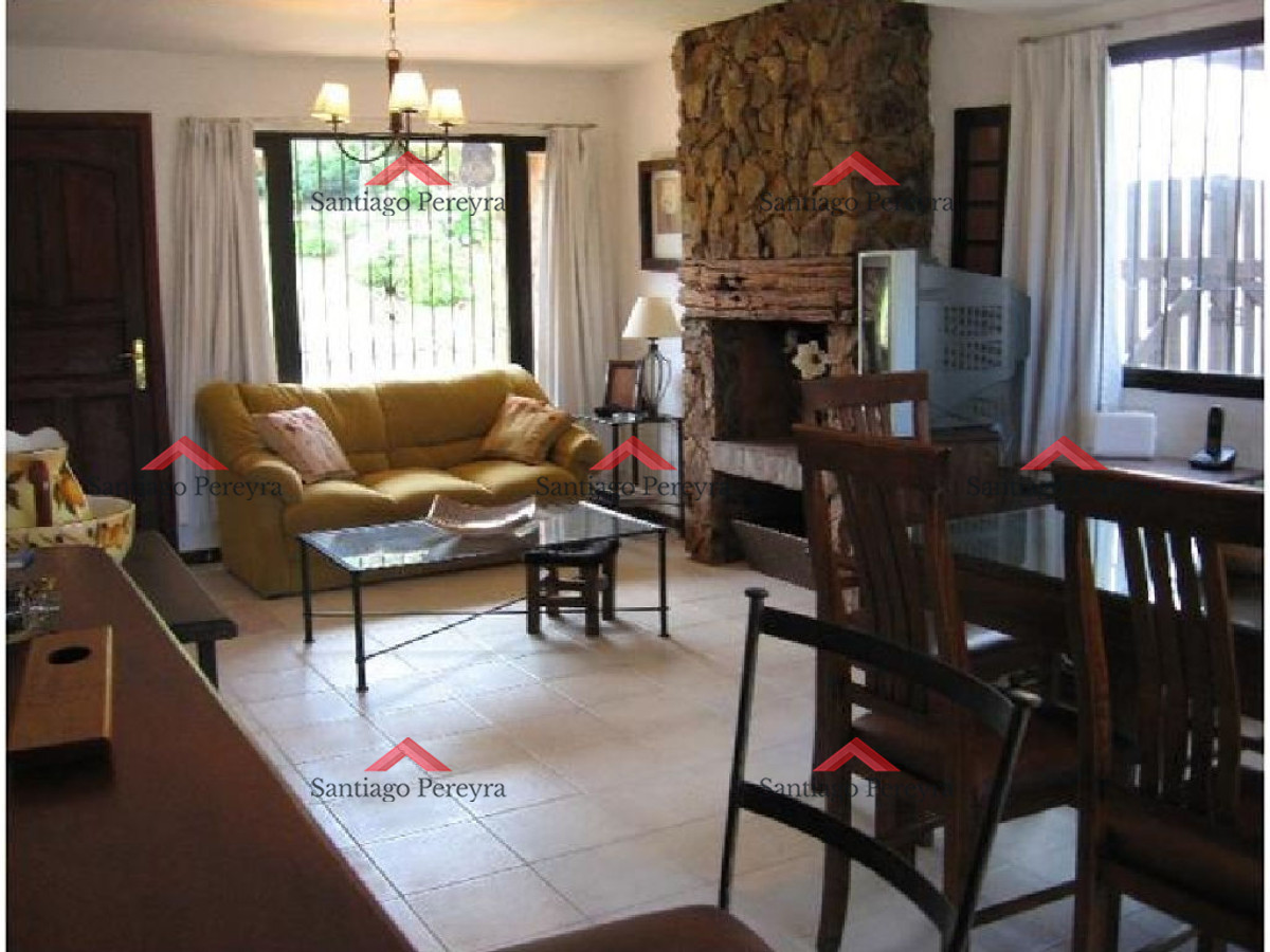 Casa ID.10847 - Casa en Montoya, 3 dormitorios, parrillero y jardin