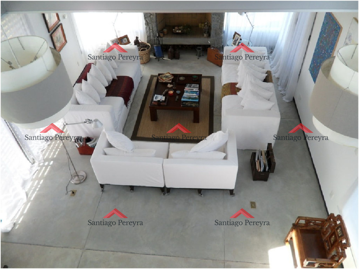Casa ID.10646 - IMPERDIBLE OPORTUNIDAD EN VENTA Y ALQUILER!!! 