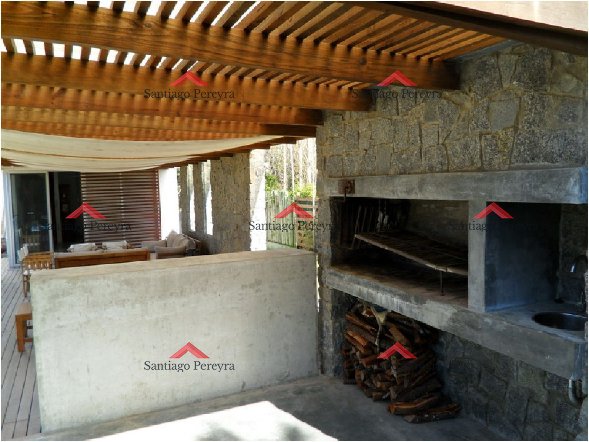 Casa ID.10646 - IMPERDIBLE OPORTUNIDAD EN VENTA Y ALQUILER!!! 