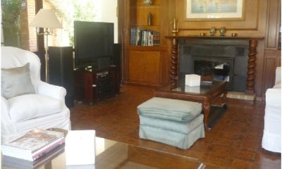 Casa en venta. Excelente zona.Punta del este. Ambientes amplios, confortables.