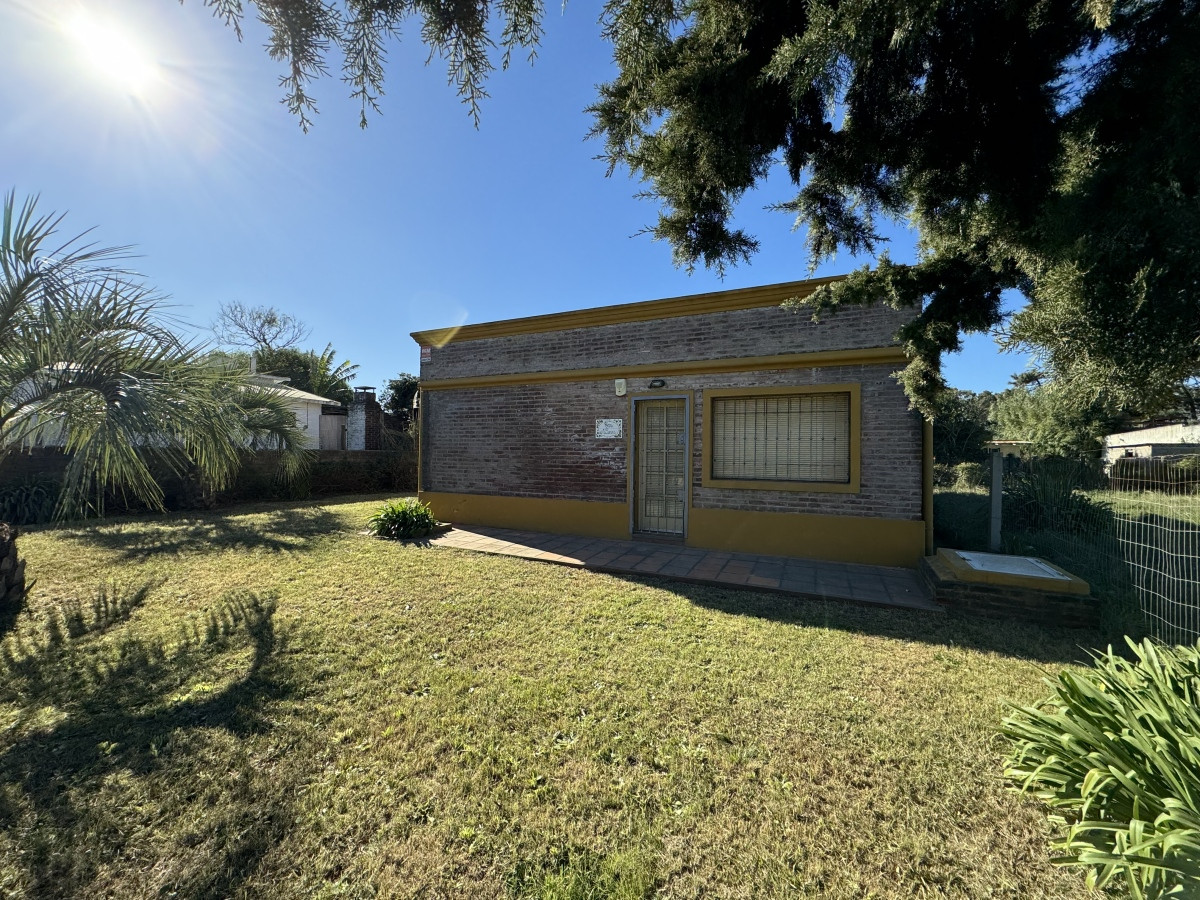 Casa de 3 dormitorios en venta y alquiler anual muy cerca del mar