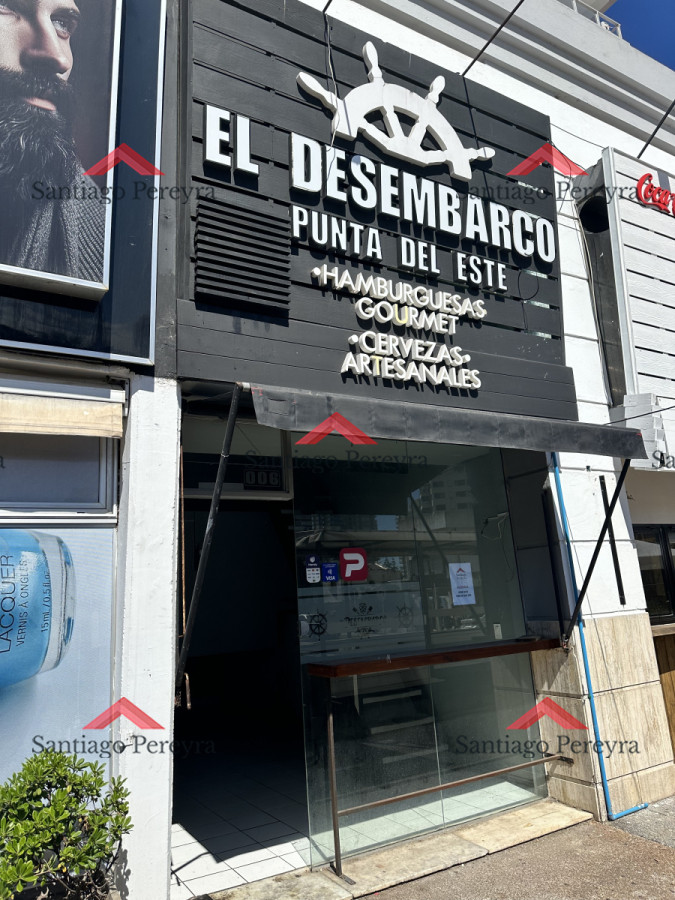 Local Comercial ID.5232 - En alquiler en concurrida zona de comercios