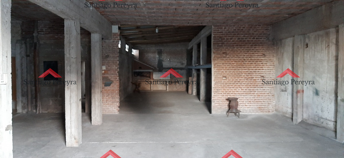 Depósito céntrico - GoPunta - Portal Inmobiliario de Punta del Este - Maldonado