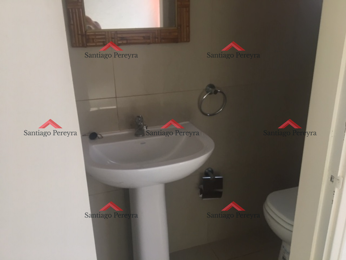 Local Comercial ID.4895 - Local en Venta con alquiler anual