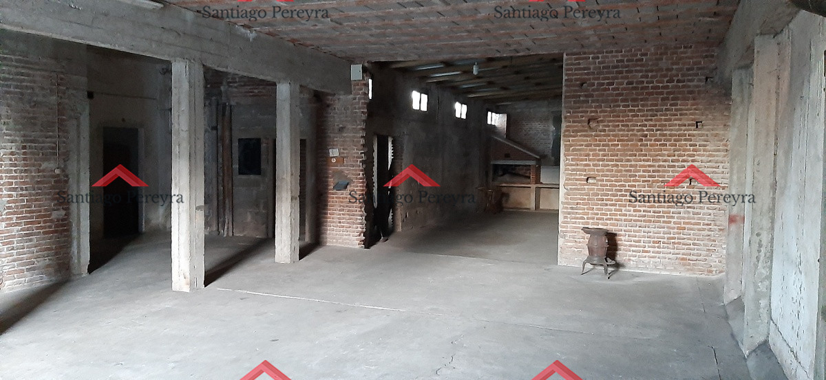Depósito céntrico - GoPunta - Portal Inmobiliario de Punta del Este - Maldonado
