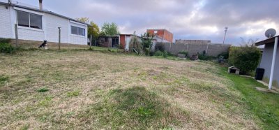 Terreno en altos de la laguna
