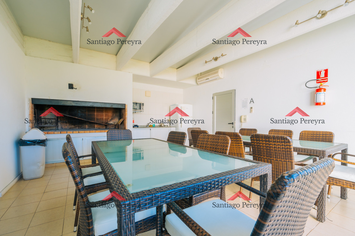 Apartamento ID.2414 - Cómodo y amplio apartamento en Playa Brava