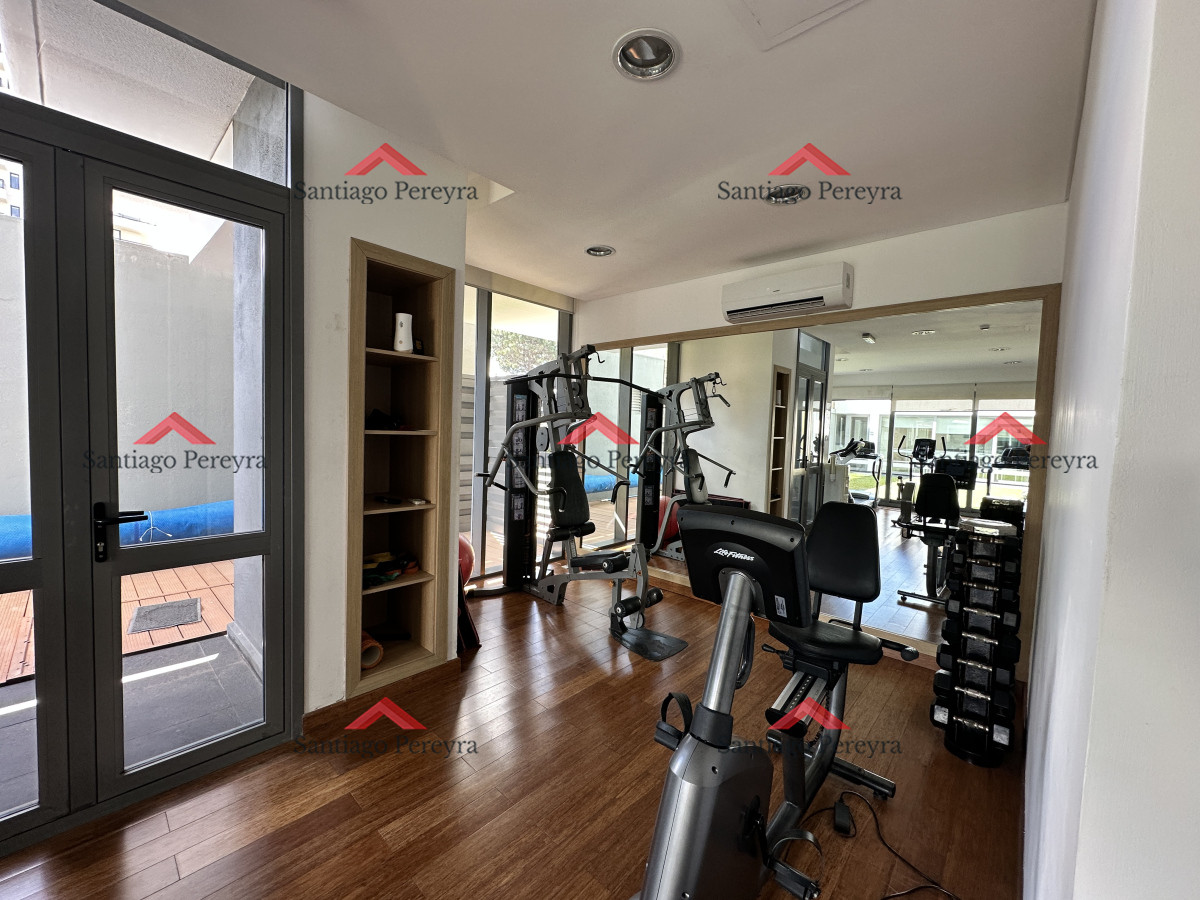 Apartamento ID.16659 - Hermoso apartamento en venta de 1 dormitorio y medio a pasos del mar!!!