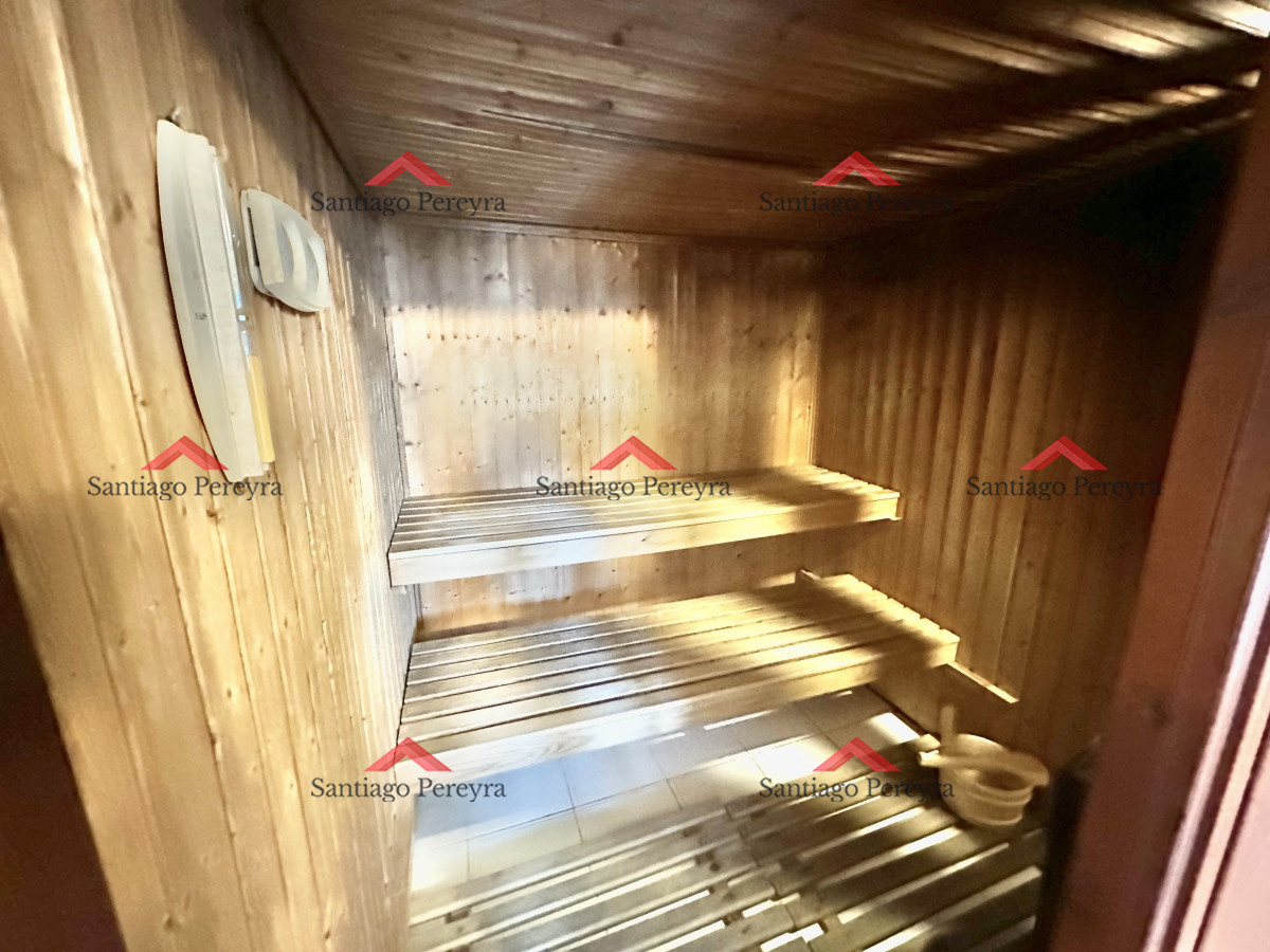 Apartamento ID.2946 - Amplia planta a pasos del mar en Playa Brava