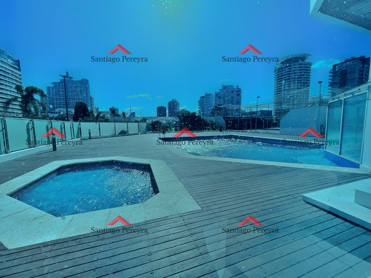 Apartamento ID.3082 - Amplio apartamento en venta, 3 dormitorios y dependencia, terraza con parrillero cerrada, excelentes amenities, zona Conrad a metros de playa mansa