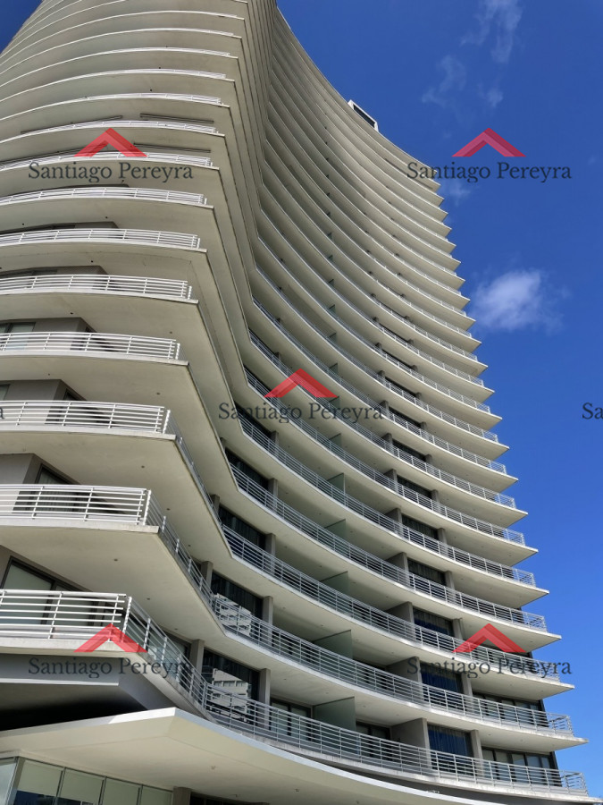 Apartamento ID.16377 - Dos dormitorios en venta con vista a playa mansa