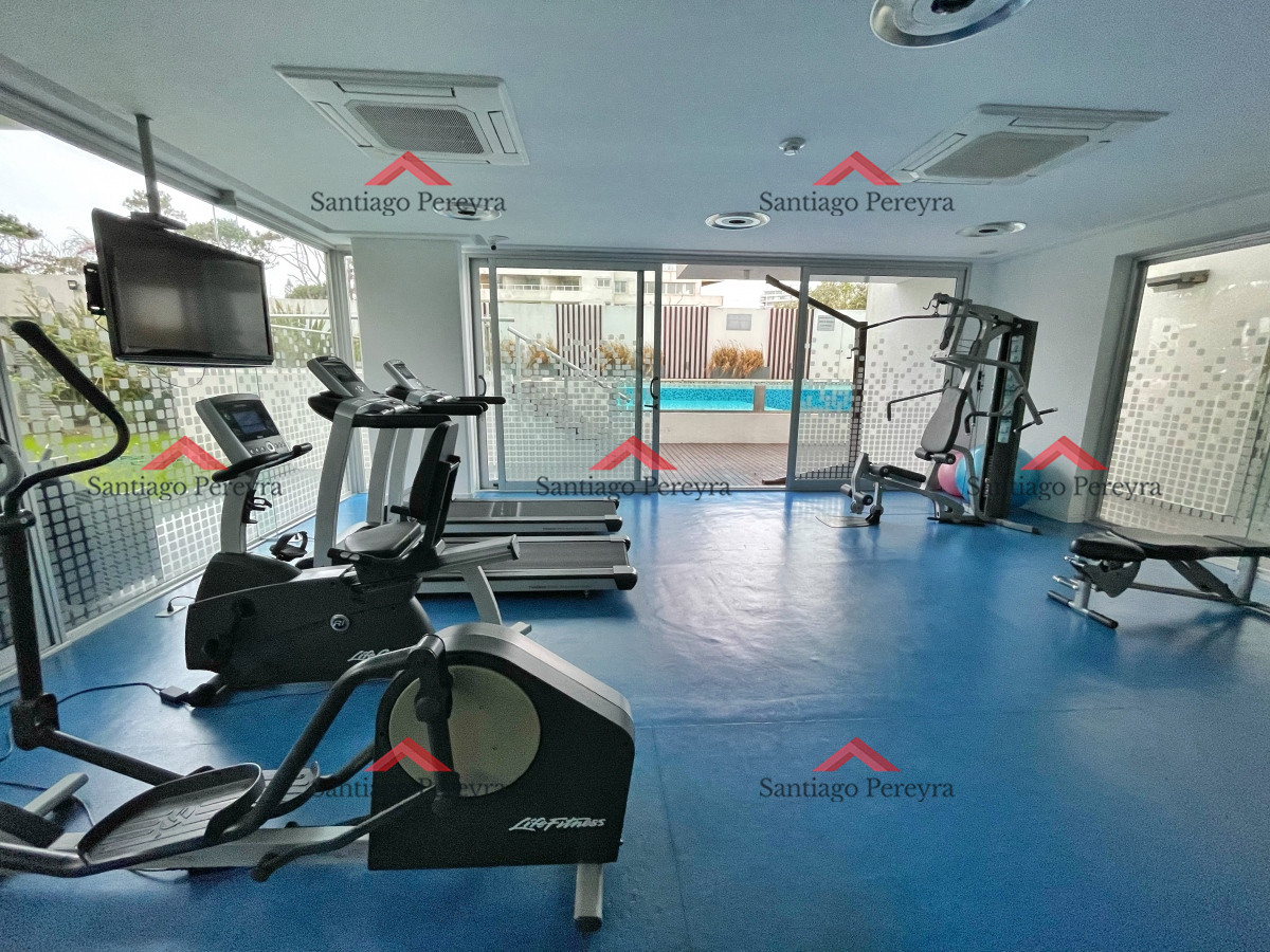 Apartamento ID.15828 - Apartamento de 2 dormitorios con amplia terraza