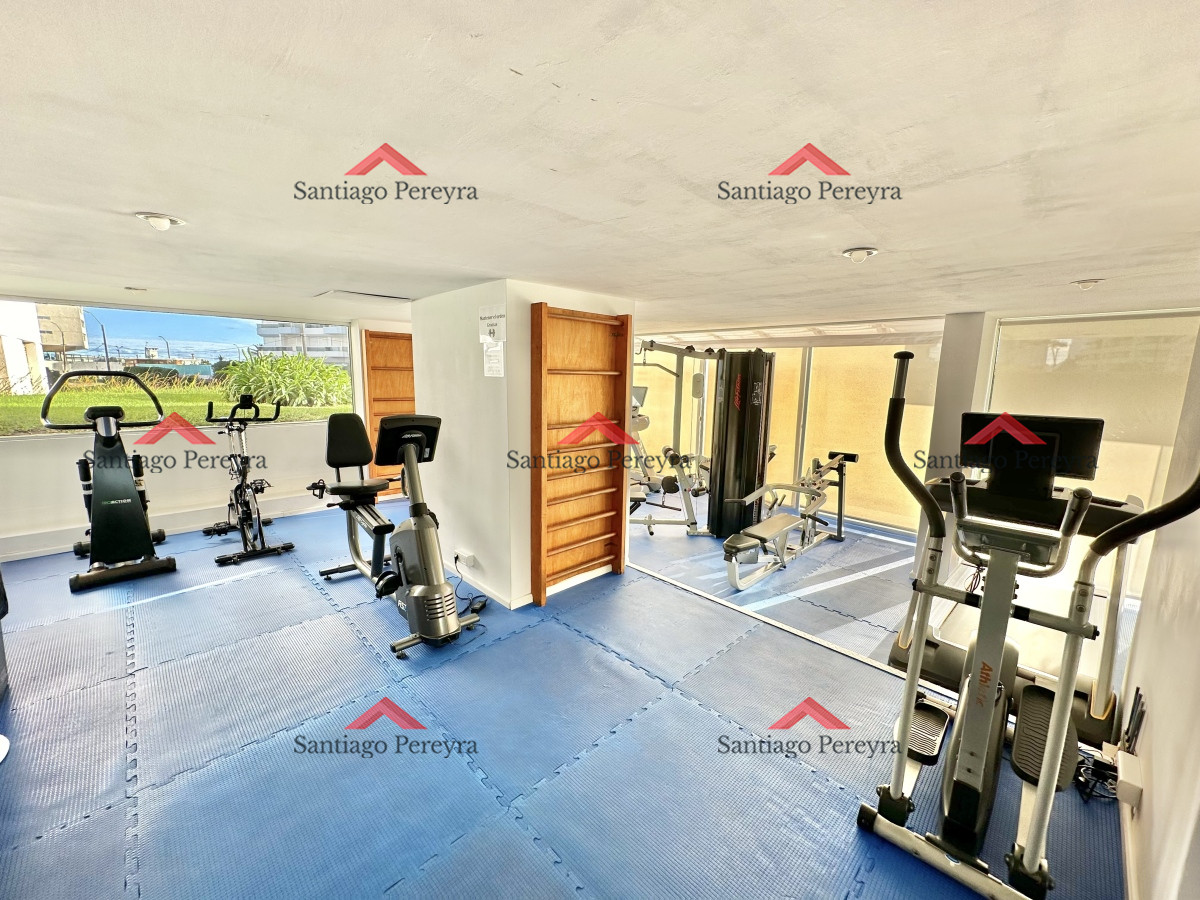 Apartamento ID.2946 - Amplia planta a pasos del mar en Playa Brava