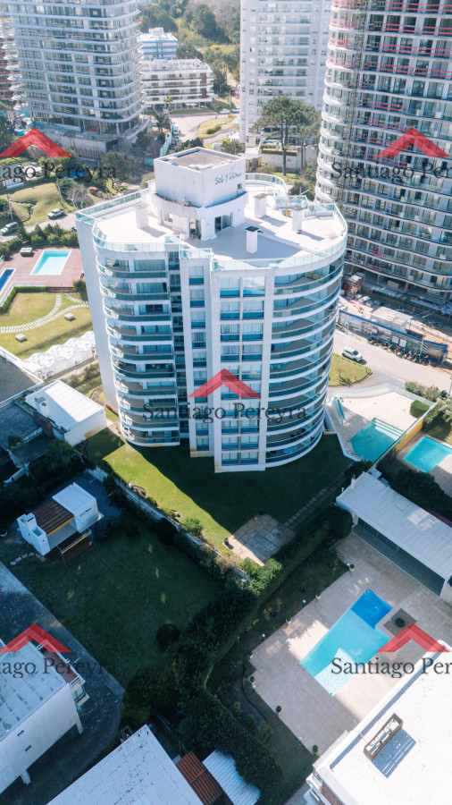 Apartamento ID.2414 - Cómodo y amplio apartamento en Playa Brava