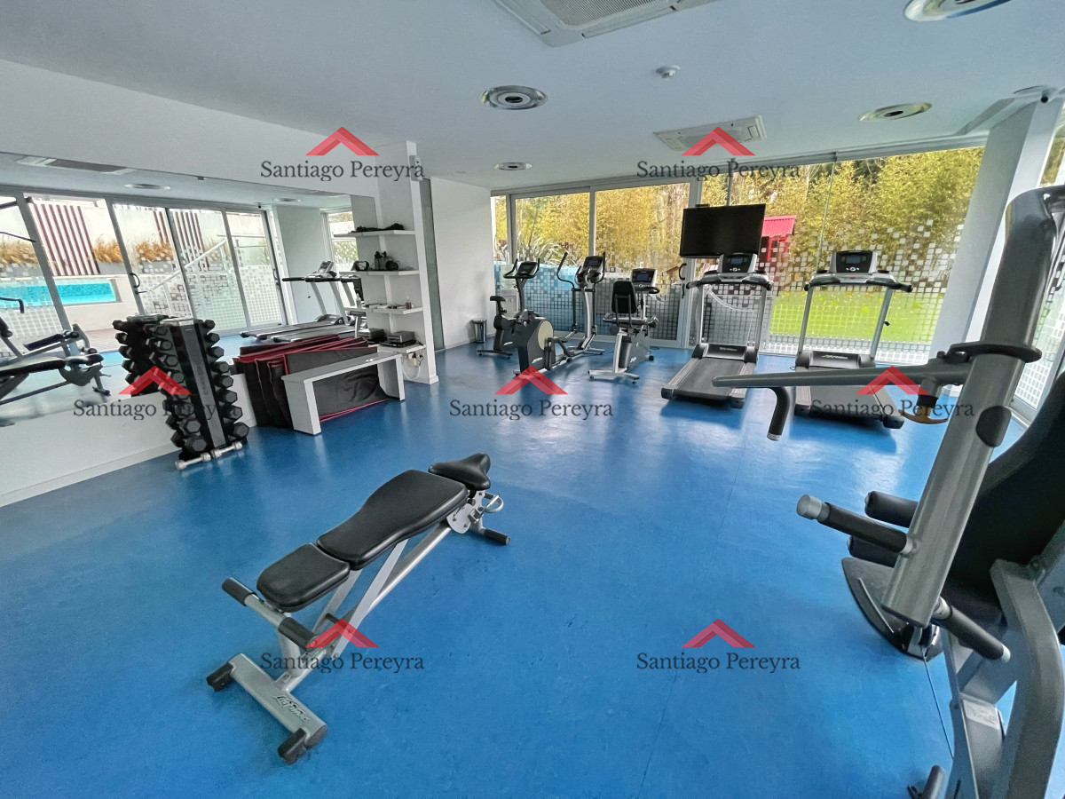 Apartamento ID.15828 - Apartamento de 2 dormitorios con amplia terraza