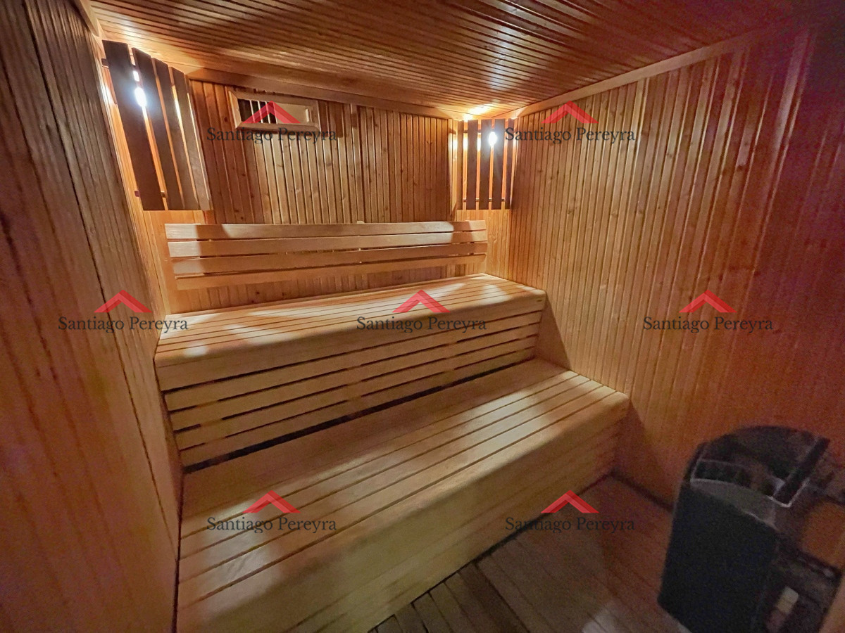 Apartamento ID.15828 - Apartamento de 2 dormitorios con amplia terraza