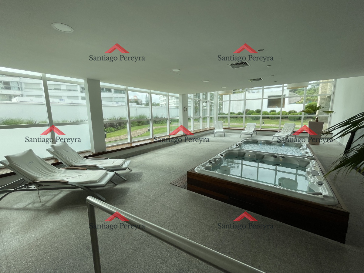 Apartamento ID.17248 - Exclusivo Penthouse en Torre Aquarela, piscina de uso exclusivo con vista a Punta Ballena