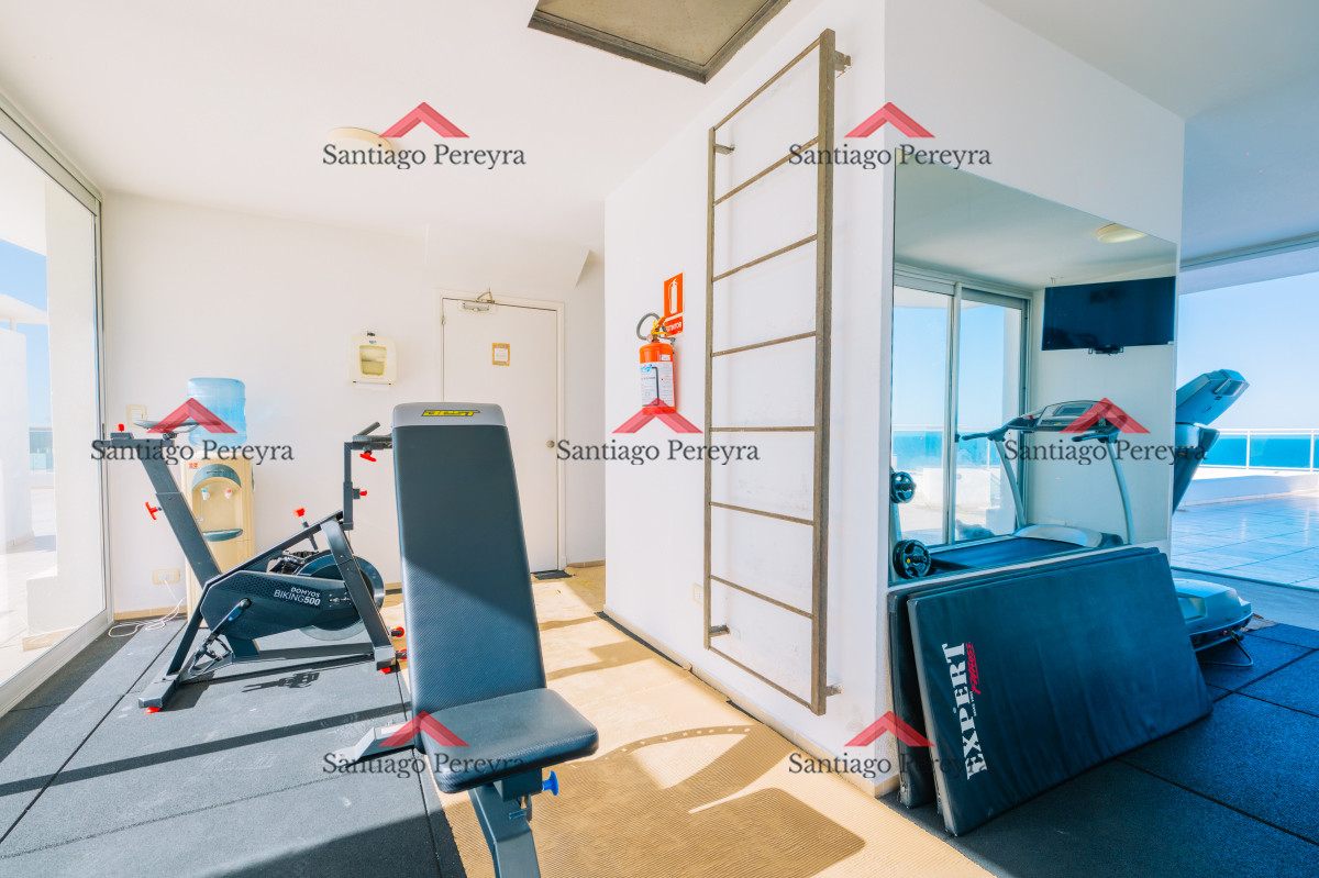 Apartamento ID.2414 - Cómodo y amplio apartamento en Playa Brava