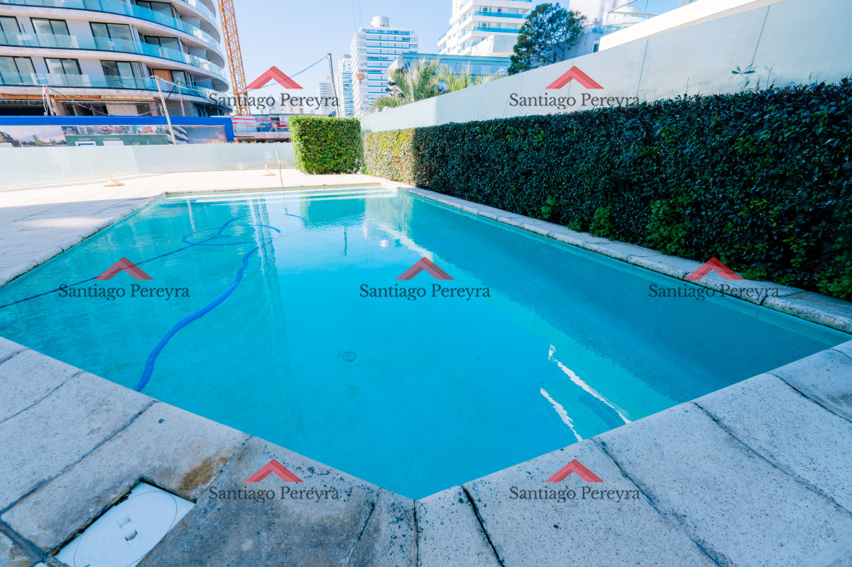 Apartamento ID.2414 - Cómodo y amplio apartamento en Playa Brava