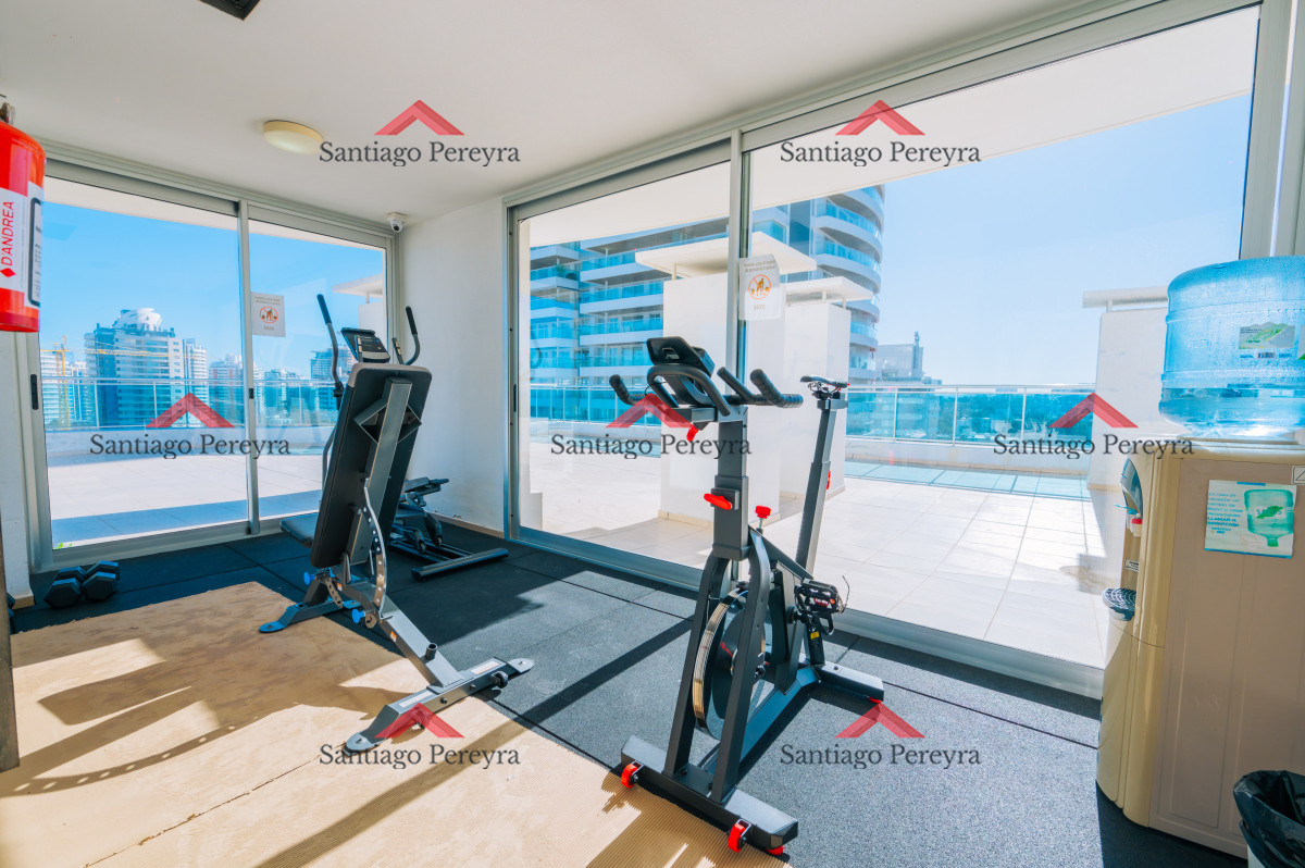 Apartamento ID.2414 - Cómodo y amplio apartamento en Playa Brava