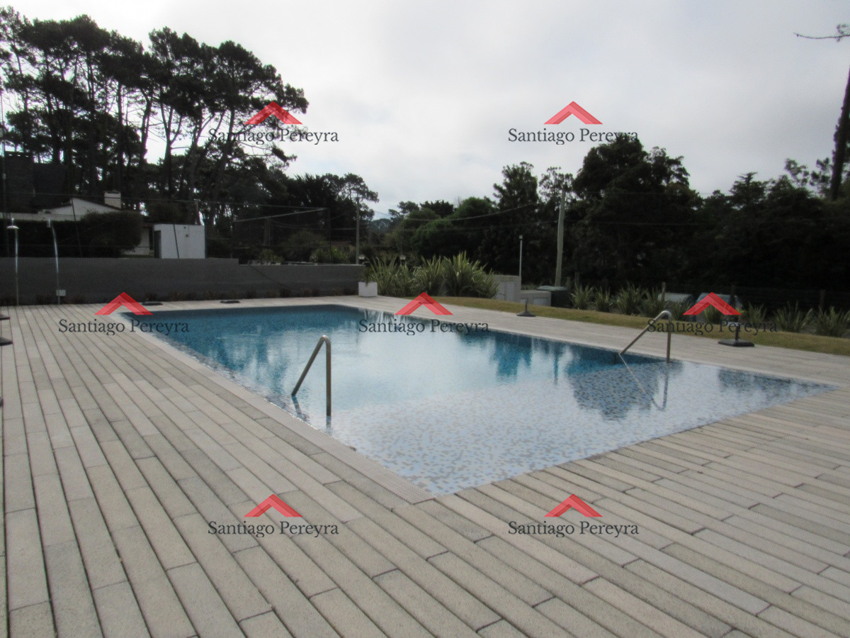 Apartamento ID.10397 - Excelente oportunidad en venta... piso alto .. Roosevelt, Punta del Este