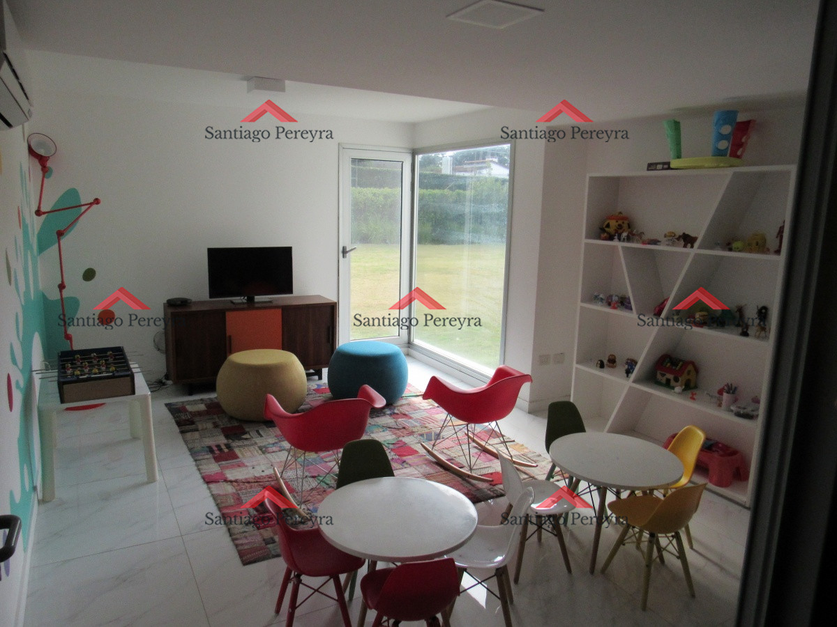 Apartamento ID.10551 - Vendo apartamento de 1 dormitorio en torre con muy buenos servicios, gastos bajos., zona Roosevelt, Puenta del Este.