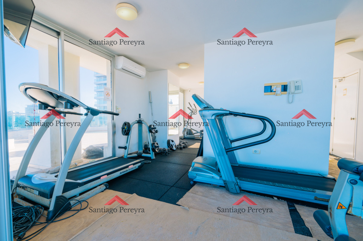 Apartamento ID.2414 - Cómodo y amplio apartamento en Playa Brava