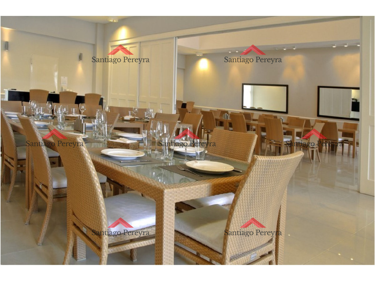 Apartamento ID.3300 - Espectacular Pent House primera linea de lujo en venta, piscina propia, 5 garages, barbacoa