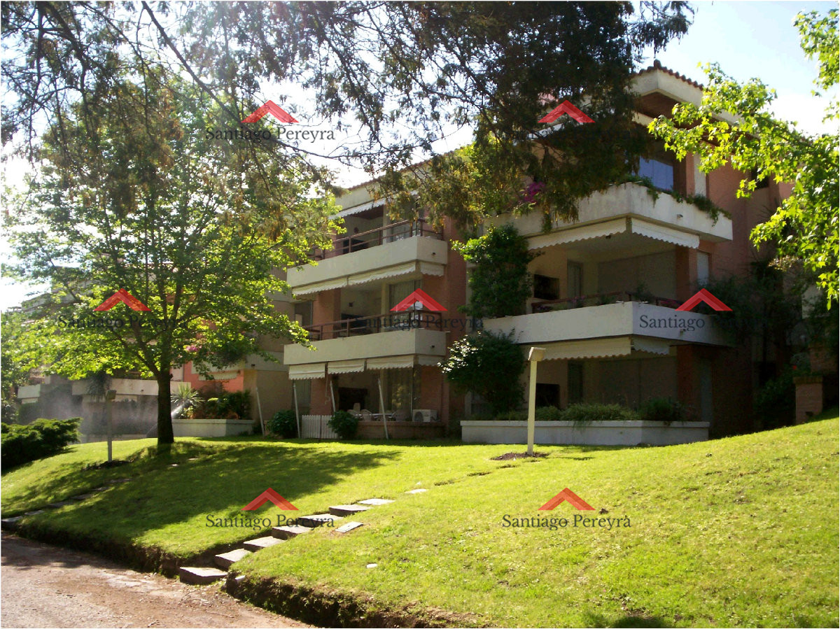 Apartamento ID.7207 - Apartamento de tres dormitorios con amenities y parrillero en terraza.