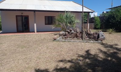 Venta casa 2 dormitorios. Las Grutas, Punta ballena.