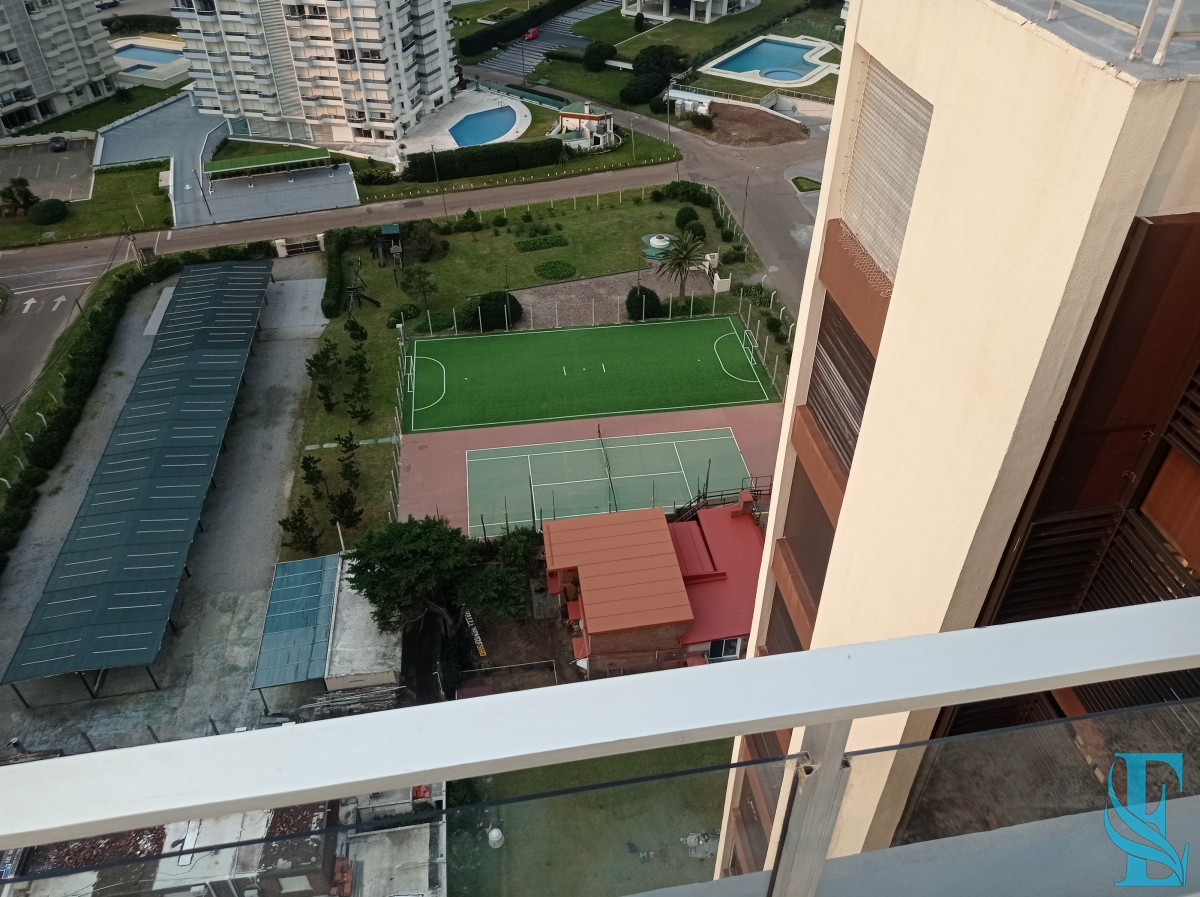 Apartamento ID.850 - PentHouse 4 Dormitorios Playa Brava Punta del Este  