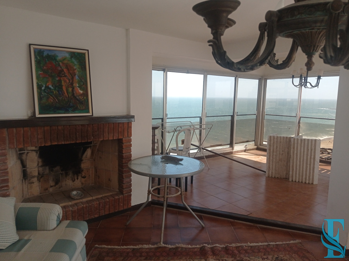 Apartamento ID.850 - PentHouse 4 Dormitorios Playa Brava Punta del Este  