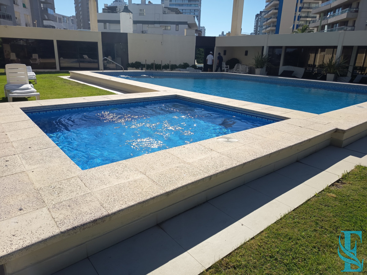 Apartamento ID.850 - PentHouse 4 Dormitorios Playa Brava Punta del Este  