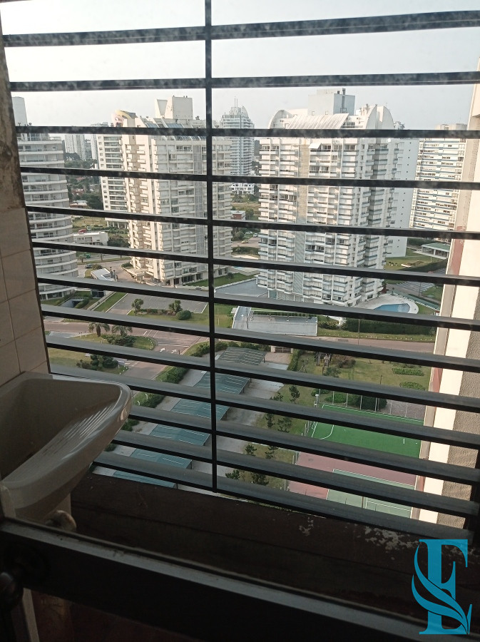 Apartamento ID.850 - PentHouse 4 Dormitorios Playa Brava Punta del Este  