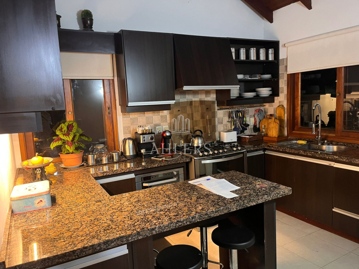 Casa ID.358 - Casa en Punta del Este, Marly