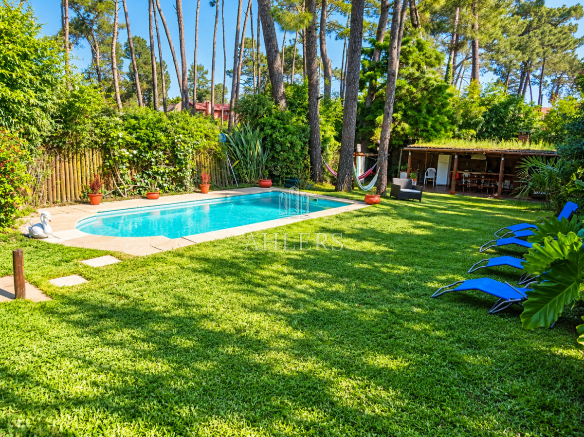 Casa ID.503 - Se vende cabaña parada 35 Pinares 