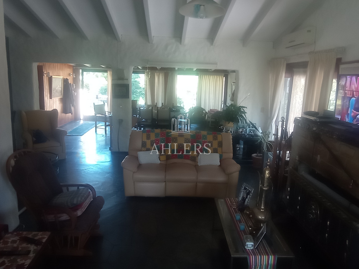 Casa ID.223 - Casa en Punta del Este, Jardines de Córdoba