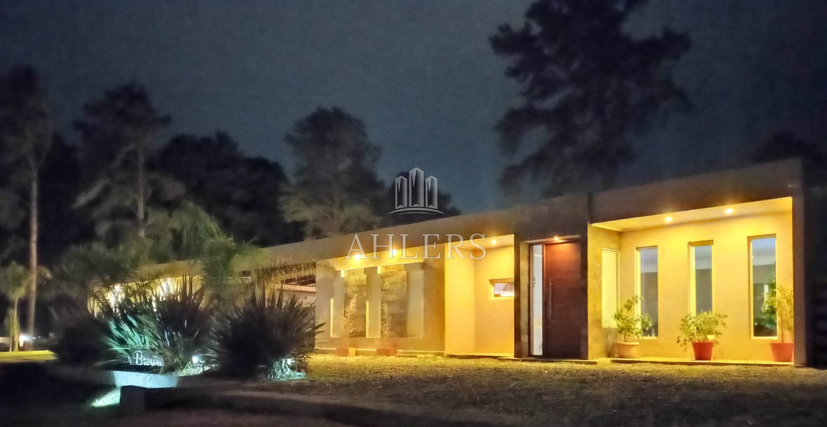 Casa ID.73 - Excelente casa en barrio de campo para ser incorporada en PH. A estrenar