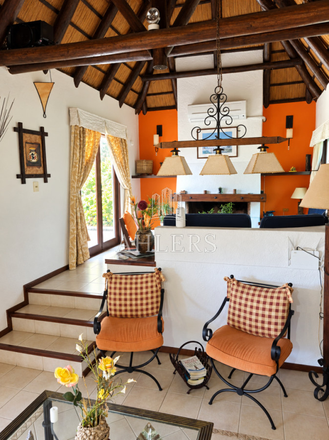 Casa ID.503 - Se vende cabaña parada 35 Pinares 