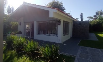 Casa en Punta del Este, Cantegril