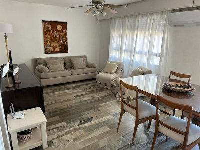 OPORTUNIDAD FRENTE AL MAR, departamento de 2 dormitorios en venta