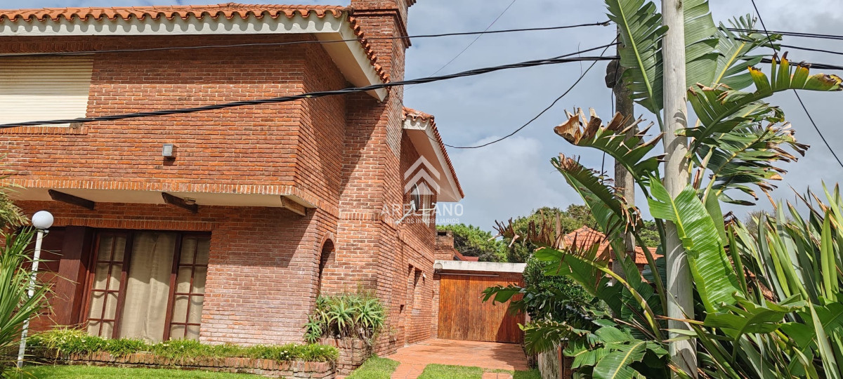 Casa ID.4592 - Rincon del Indio 3 dormitorios cerca del mar