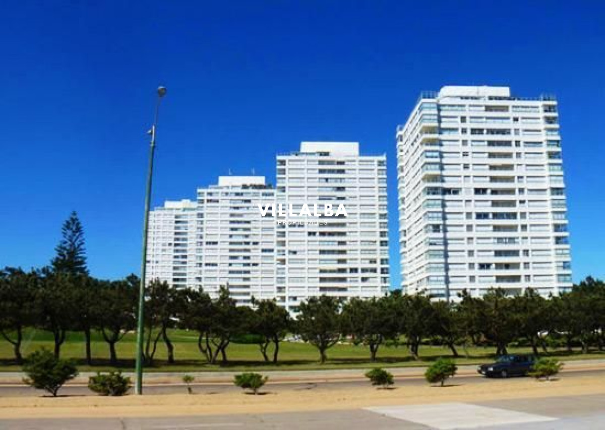 Apartamento ID.2847 - Complejo Lincon Center- Playa Mansa 