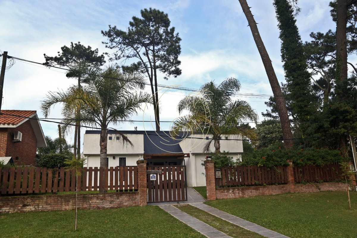 Casa ID.21092413 - Casa en Punta del Este, Pinares