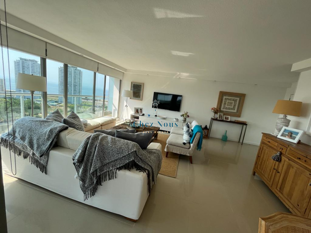 Apartamento ID.1109 - 4 dormitorios edificio Edif Marigot, BRAVA