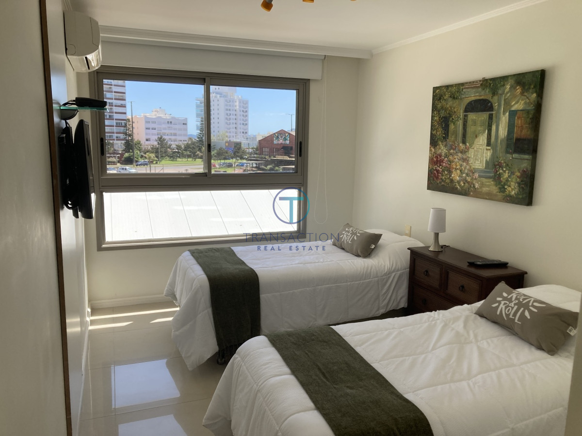 Apartamento ID.1329/Playa-Mansa,-Punta-del-Este. - Imperiale , Punta del este, directo al mar