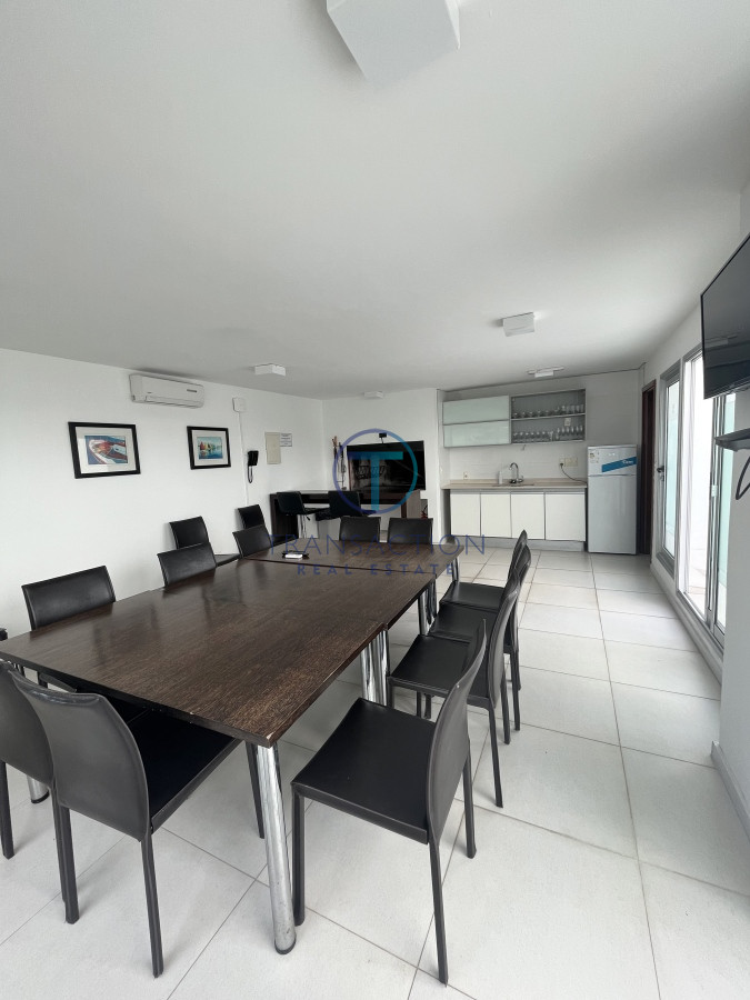 Apartamento ID.1058/  - Venta - Apartamento de un dormitorio - Puerto de Punta del Este.
