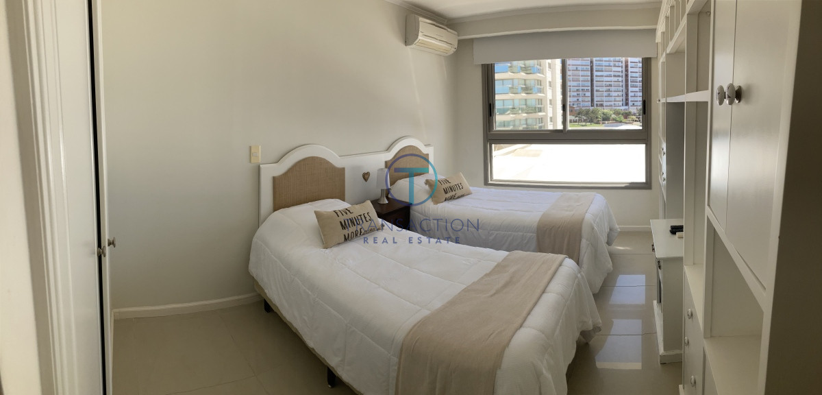 Apartamento ID.1329/Playa-Mansa,-Punta-del-Este. - Imperiale , Punta del este, directo al mar